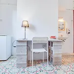 Granny\'S Inn Hostel