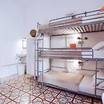 Granny\'S Inn Hostel